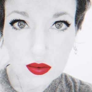 Meet your Posher, Violet